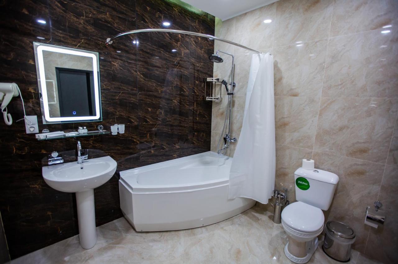 Hotel Ak Saray タシュケント エクステリア 写真