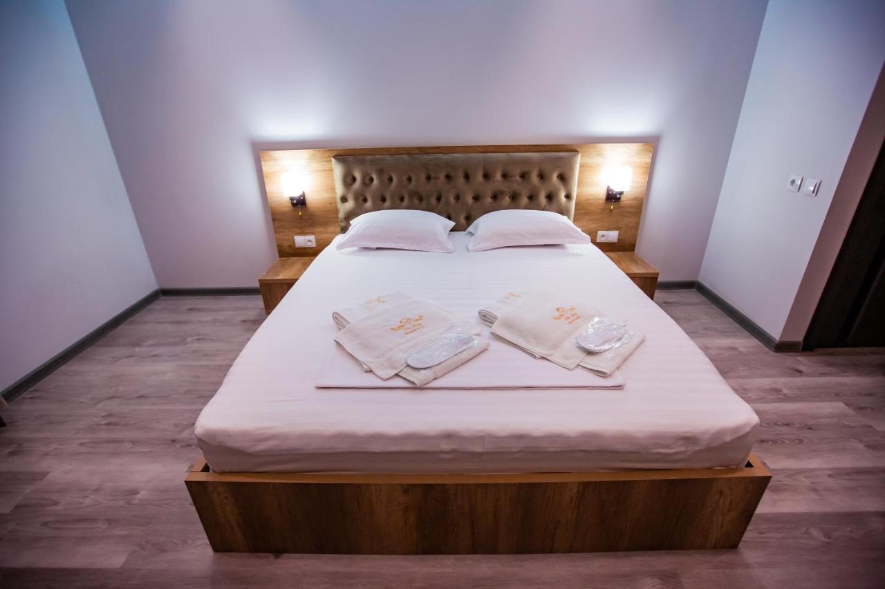 Hotel Ak Saray タシュケント エクステリア 写真