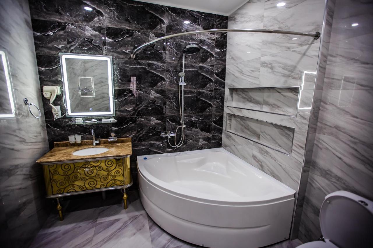 Hotel Ak Saray タシュケント エクステリア 写真